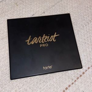 Tarteist Pro eyeshadow palette